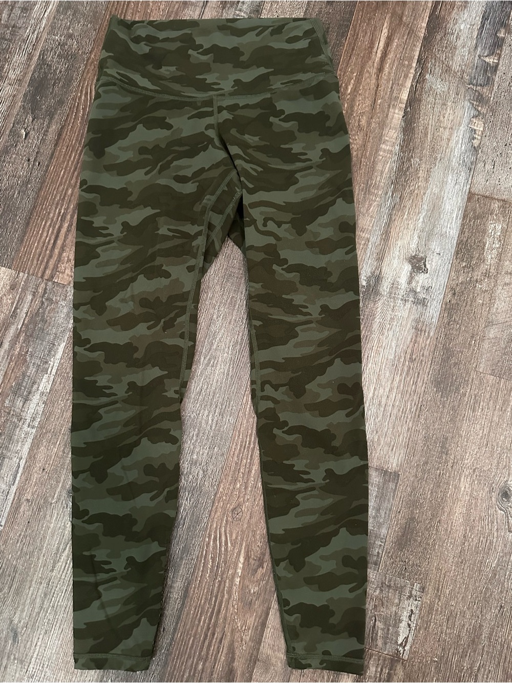 Colorfulkoala High-Waist Olive Camo Leggings for Women- Med.
